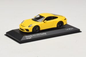 Porsche 911 991.2 GT3 Touring Żółty Minichamps 1:43 410067421 Metal — zdjęcie 2 z 5