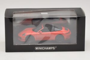 Porsche 911 991 Targa 4 GTS Pomarańczowy Minichamps 1:43 410067341 Metal — zdjęcie 5 z 5