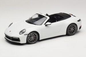 Porsche 911 992 Carrera 4S Kabriolet Biały Minichamps 1:18 155067330 Metal