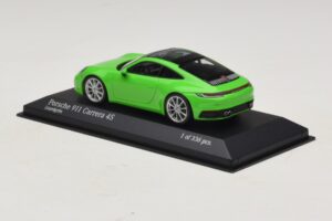 Porsche 911 992 Carrera 4S Zielony Minichamps 1:43 410069322 Metal — zdjęcie 3 z 5