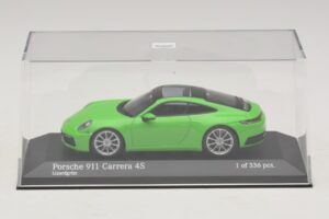 Porsche 911 992 Carrera 4S Zielony Minichamps 1:43 410069322 Metal — zdjęcie 4 z 5