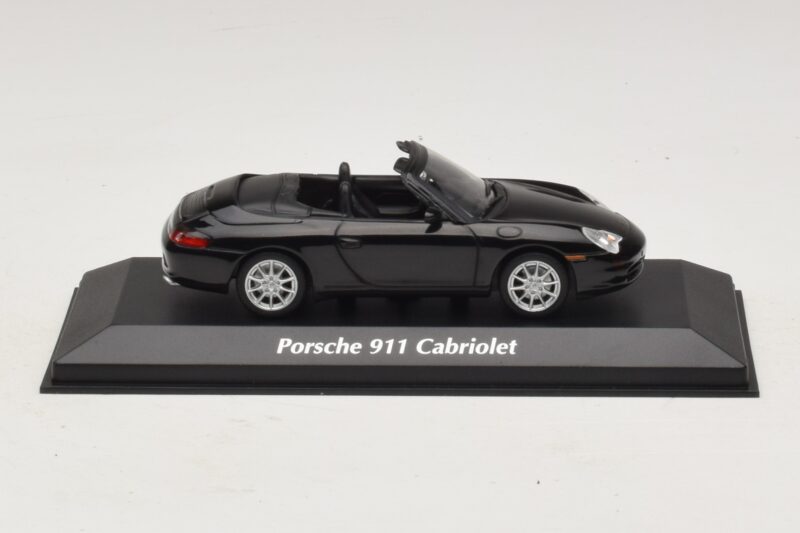 Porsche 911 996 Kabriolet Czarny Metalik Maxichamps 1:43 940061030 Metal