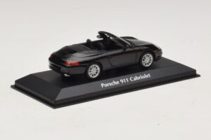 Porsche 911 996 Kabriolet Czarny Metalik Maxichamps 1:43 940061030 Metal — zdjęcie 2 z 5