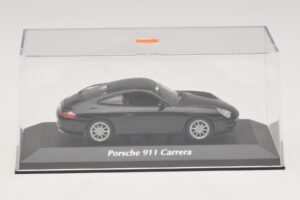 Porsche 911 996 Carrera Czarny Maxichamps 1:43 940061020 Metal — zdjęcie 4 z 5