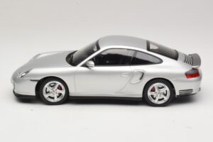 Porsche 911 996 Turbo Srebrny KK-Scale 1:18 KKDC181471 Metal — zdjęcie 3 z 6