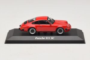 Porsche 911 SC Czerwony Maxichamps 1:43 940062021 Metal