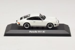 Porsche 911 SC Biały Maxichamps 1:43 940062020 Metal