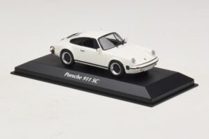 Porsche 911 SC Biały Maxichamps 1:43 940062020 Metal — zdjęcie 3 z 5