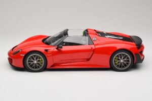 Porsche 918 Spyder Weissach Package Guards Red AUTOart 1:12 12122 Metal — zdjęcie 4 z 8