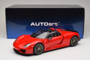 Porsche 918 Spyder Weissach Package Guards Red AUTOart 1:12 12122 Metal — zdjęcie 8 z 8