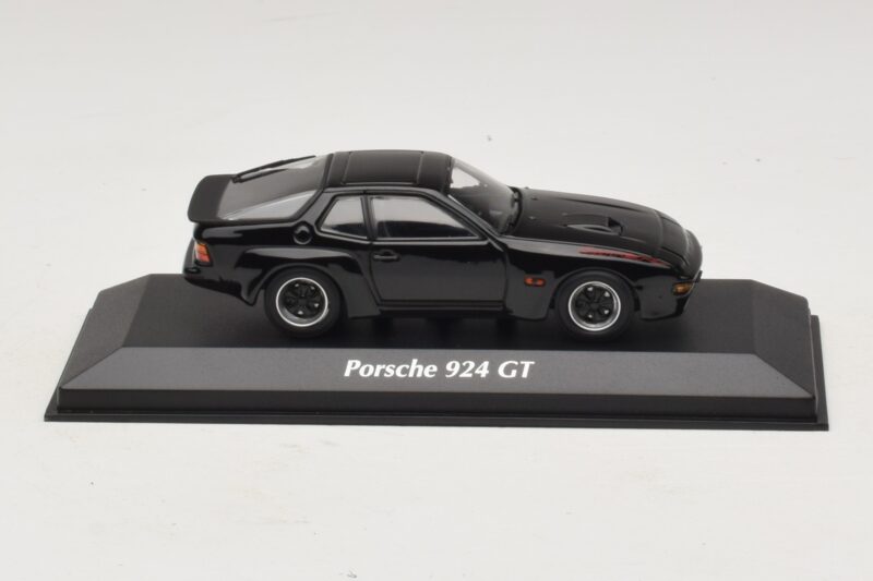 Porsche 924 GT Czarny Maxichamps 1:43 940066124 Metal
