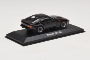 Porsche 924 GT Czarny Maxichamps 1:43 940066124 Metal — zdjęcie 2 z 5