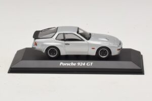 Porsche 924 GT Srebrny Maxichamps 1:43 940066122 Metal