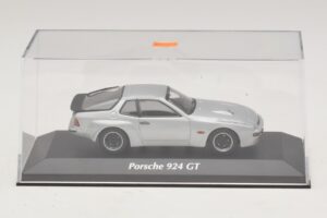 Porsche 924 GT Srebrny Maxichamps 1:43 940066122 Metal — zdjęcie 4 z 5