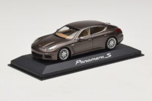 Porsche Panamera 970 S Brązowy Metalik Minichamps 1:43 WAP0203400E Metal — zdjęcie 2 z 5