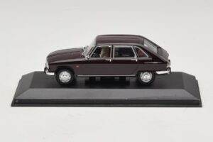 Renault 16 Ciemnoczerwony Minichamps 1:43 Renault 16 Ciemnoczerwony Minichamps 1:43 400113104 Metal