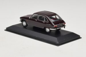 Renault 16 Ciemnoczerwony Minichamps 1:43 400113104 Metal — zdjęcie 3 z 5