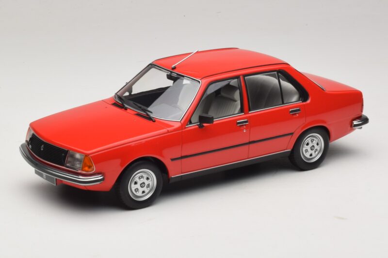 Renault 18 Czerwony MCG 1:18 MCG18595 Metal