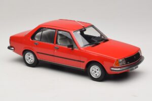 Renault 18 Czerwony MCG 1:18 MCG18595 Metal — zdjęcie 4 z 6