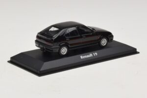 Renault 19 Czarny Maxichamps 1:43 940113701 Metal — zdjęcie 2 z 5