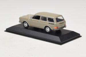 Volkswagen 411 LE Variant Savanna Beige Minichamps 1:43 400051114 Metal — zdjęcie 3 z 5