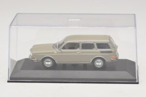 Volkswagen 411 LE Variant Savanna Beige Minichamps 1:43 400051114 Metal — zdjęcie 4 z 5