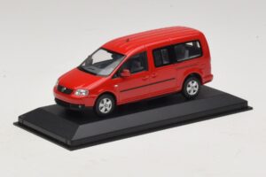 Volkswagen Caddy 2K Bus Czerwony Minichamps 1:43 CADDY009 Metal — zdjęcie 2 z 5