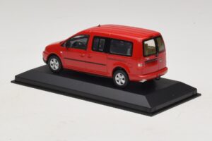 Volkswagen Caddy 2K Bus Czerwony Minichamps 1:43 CADDY009 Metal — zdjęcie 3 z 5