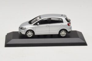 Volkswagen Golf Plus Mk5 Srebrny Zastępcze Pudełko Minichamps 1:43 400054370-R1 Metal