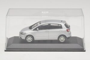 Volkswagen Golf Plus Mk5 Srebrny Zastępcze Pudełko Minichamps 1:43 400054370-R1 Metal — zdjęcie 4 z 5