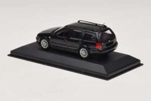 Volkswagen Golf Mk4 Variant Sport Highline BBS Edition Czarny Minichamps 1:43 GOLF008 Metal — zdjęcie 3 z 5