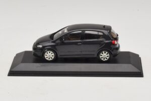 Volkswagen Golf Plus Mk5 Czarny Minichamps 1:43 GOLF007 Metal
