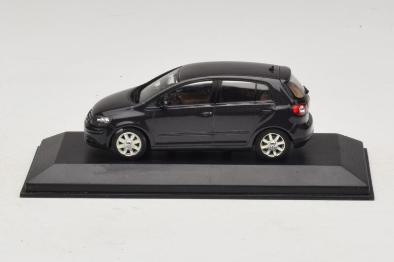 Volkswagen Golf Plus Mk5 Czarny Minichamps 1:43 GOLF007 Metal
