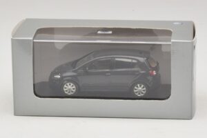 Volkswagen Golf Plus Mk5 Czarny Minichamps 1:43 GOLF007 Metal — zdjęcie 5 z 5