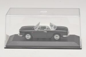 Volkswagen Karmann Ghia Czarny z białym dachem Minichamps 1:43 430050224 Metal — zdjęcie 4 z 5