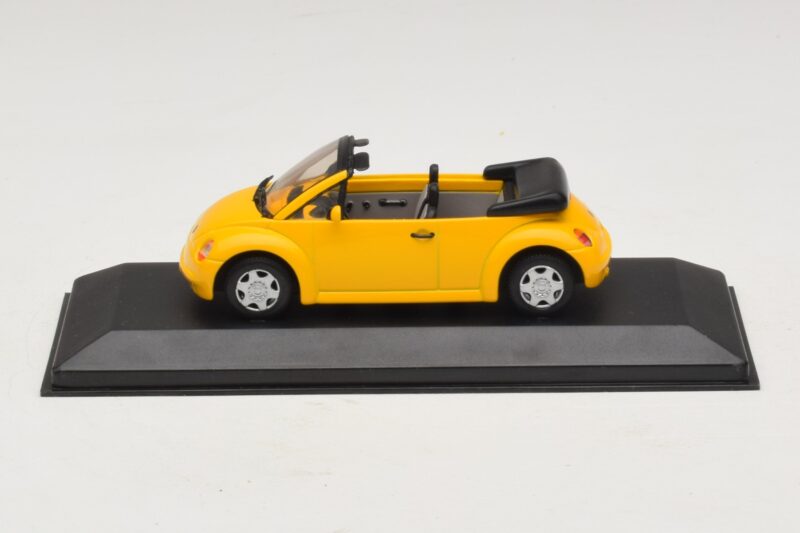 Volkswagen New Beetle Kabriolet Żółty Minichamps 1:43 BEETLE002 Metal