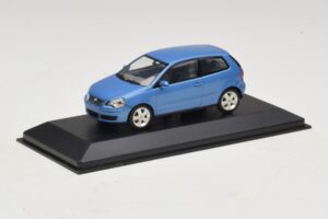 Volkswagen Polo 9N3 Niebieski Minichamps 1:43 POLO001 Metal — zdjęcie 2 z 5