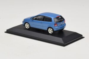 Volkswagen Polo 9N3 Niebieski Minichamps 1:43 POLO001 Metal — zdjęcie 3 z 5