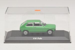 Volkswagen Polo Mk1 Zielony Maxichamps 1:43 940050501 Metal — zdjęcie 4 z 5
