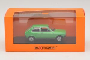 Volkswagen Polo Mk1 Zielony Maxichamps 1:43 940050501 Metal — zdjęcie 5 z 5