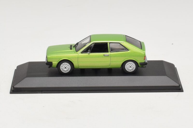 Volkswagen Scirocco Mk1 Zielony Metalik Zamienne Pudełko Maxichamps 1:43 Volkswagen Scirocco Mk1 Zielony Metalik Zamienne Pudełko Maxichamps 1:43 940050420-R1 Metal
