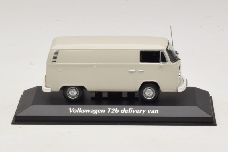 Volkswagen T2b Furgon Dostawczy Szary Maxichamps 1:43 940053060 Metal