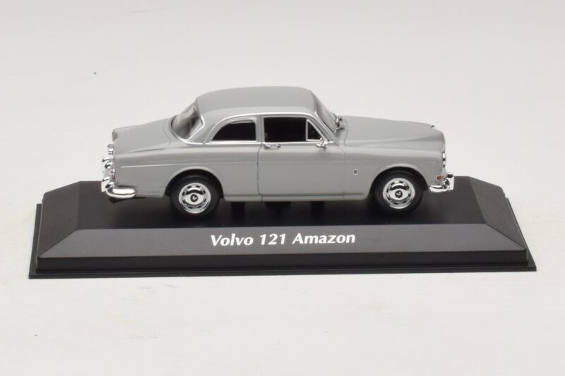 Volvo 121 Amazon Szary Maxichamps 1:43 Volvo 121 Amazon Szary Maxichamps 1:43 940171000 Metal