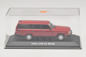 Volvo 240 GL Kombi Czerwony Maxichamps 1:43 940171410 Metal — zdjęcie 5 z 5
